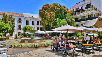 Turismo Estepona con Vivo SE200 FE