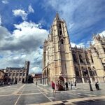León