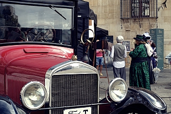 Feria Modernista León 2025